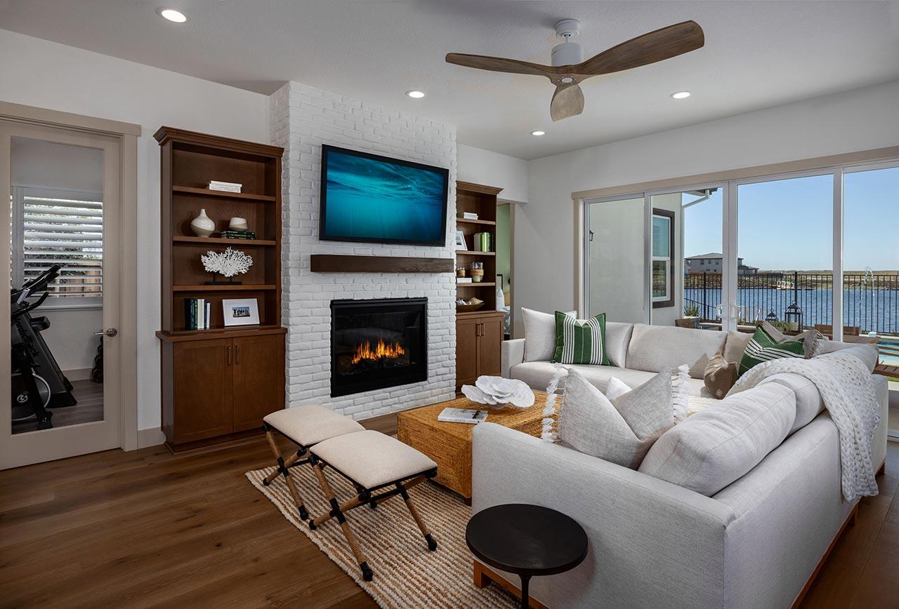 Kiper_SkyeAtRiverIslands_Res2-Greatroom_7956b-11x8_geo