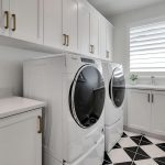 Kiper_SkyeAtRiverIslands_Res3-Laundry_2169-11x8_geo