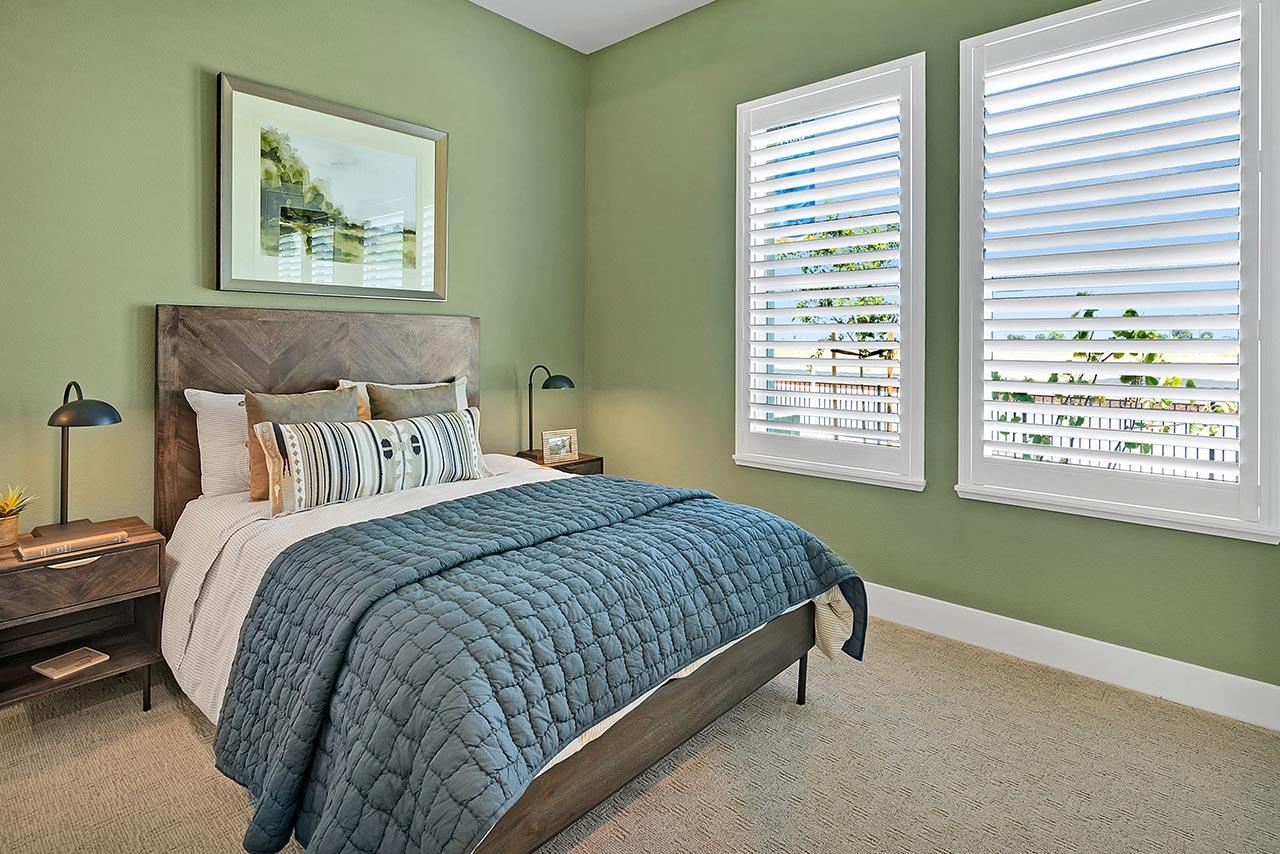 Kiper_SkyeAtRiverIslands_Res4-Bedroom_0749-11x8_geo
