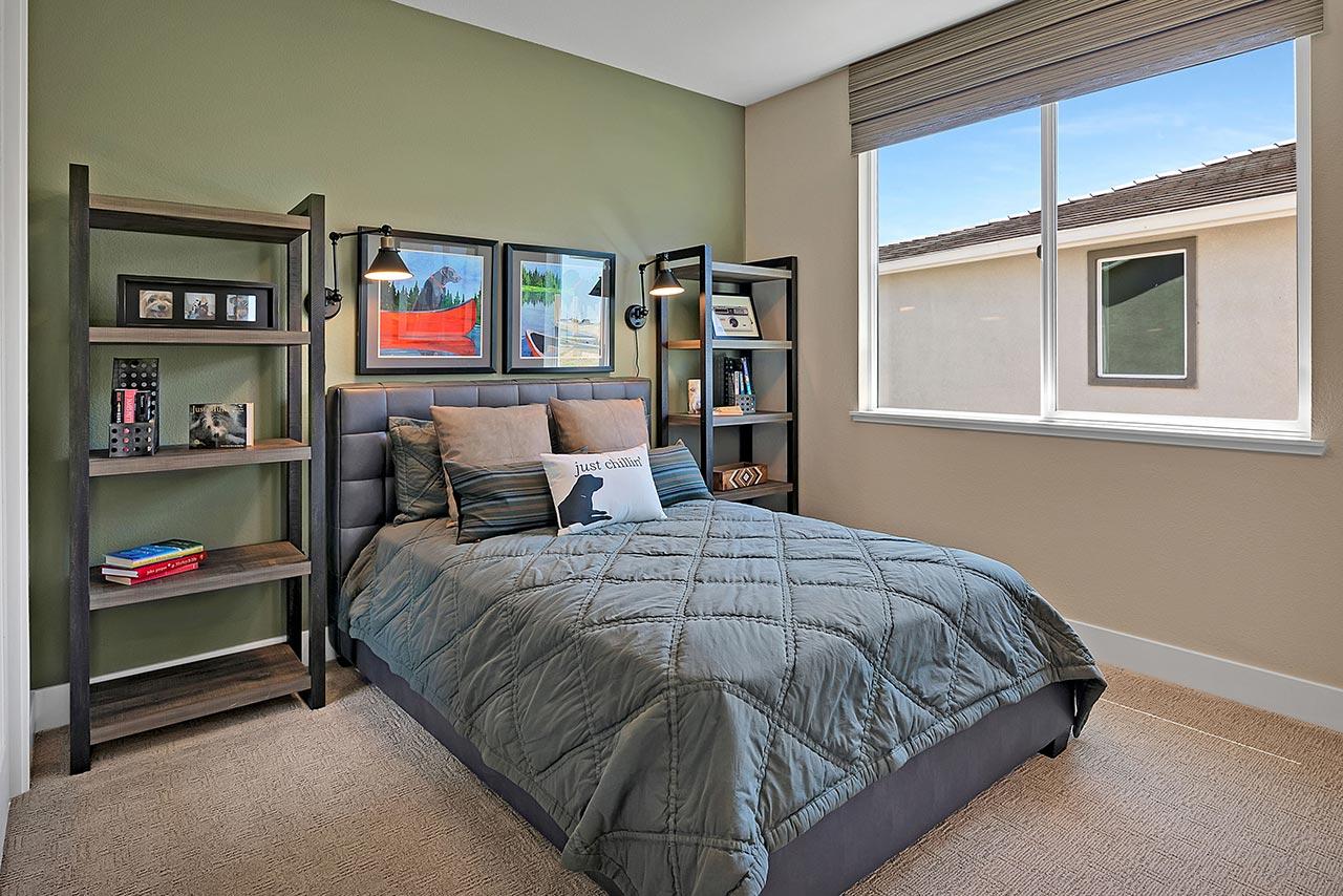 Kiper_SkyeAtRiverIslands_Res4-Bedroom_1078-11x8_geo
