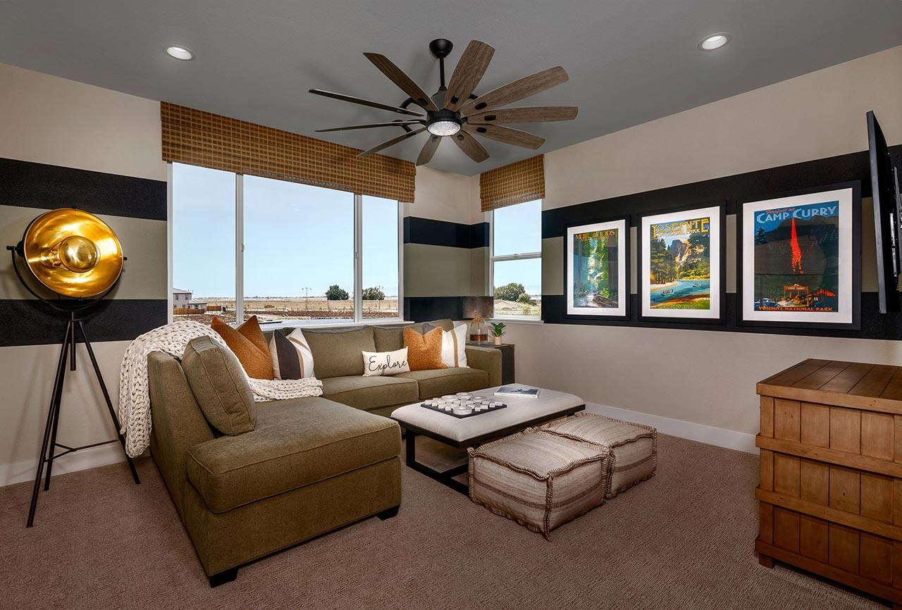 Kiper_SkyeAtRiverIslands_Res4-Loft_1016c-11x8_geo