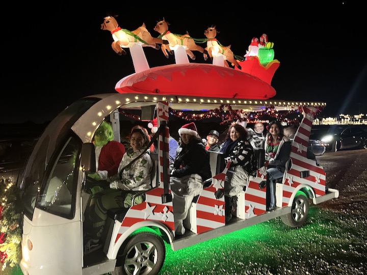River Islands Community Christmas Parade, Holiday Light Parade