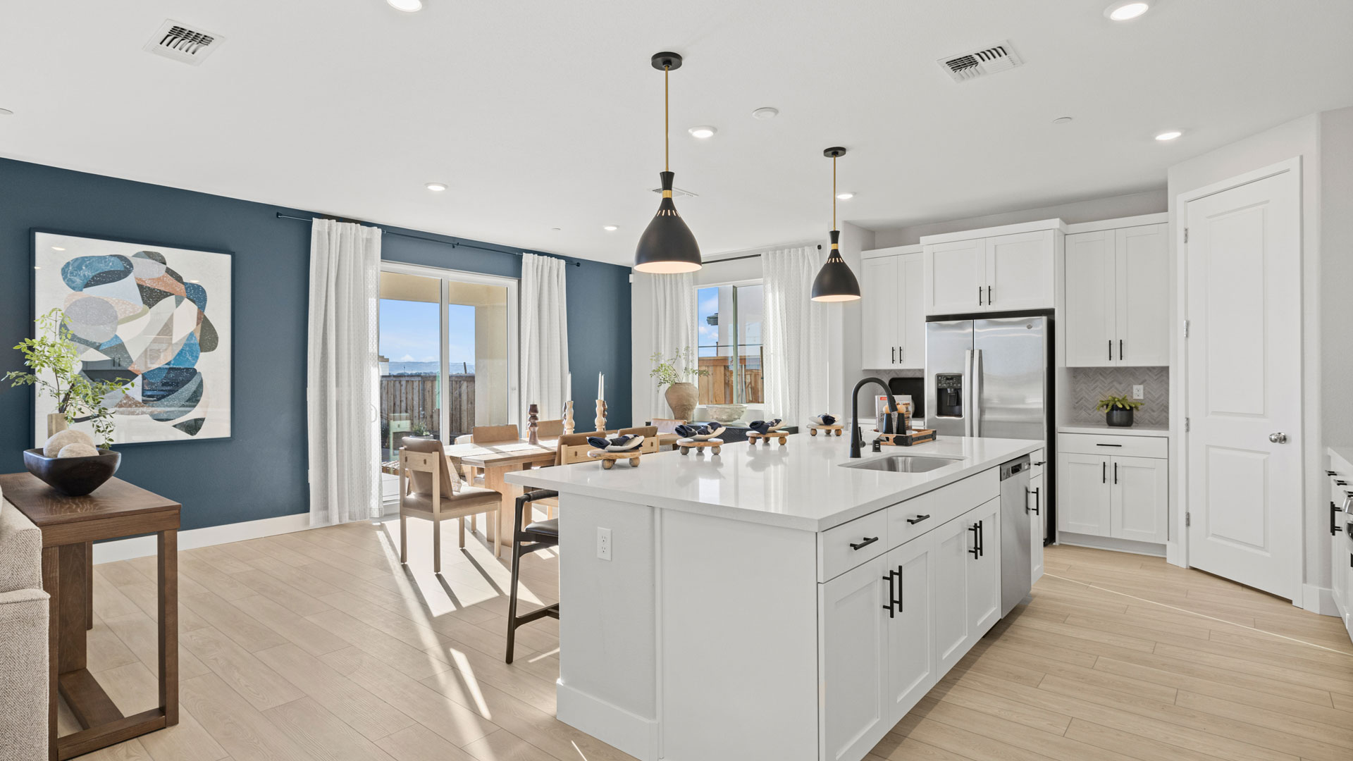 Lacewood-Kitchen-Dining