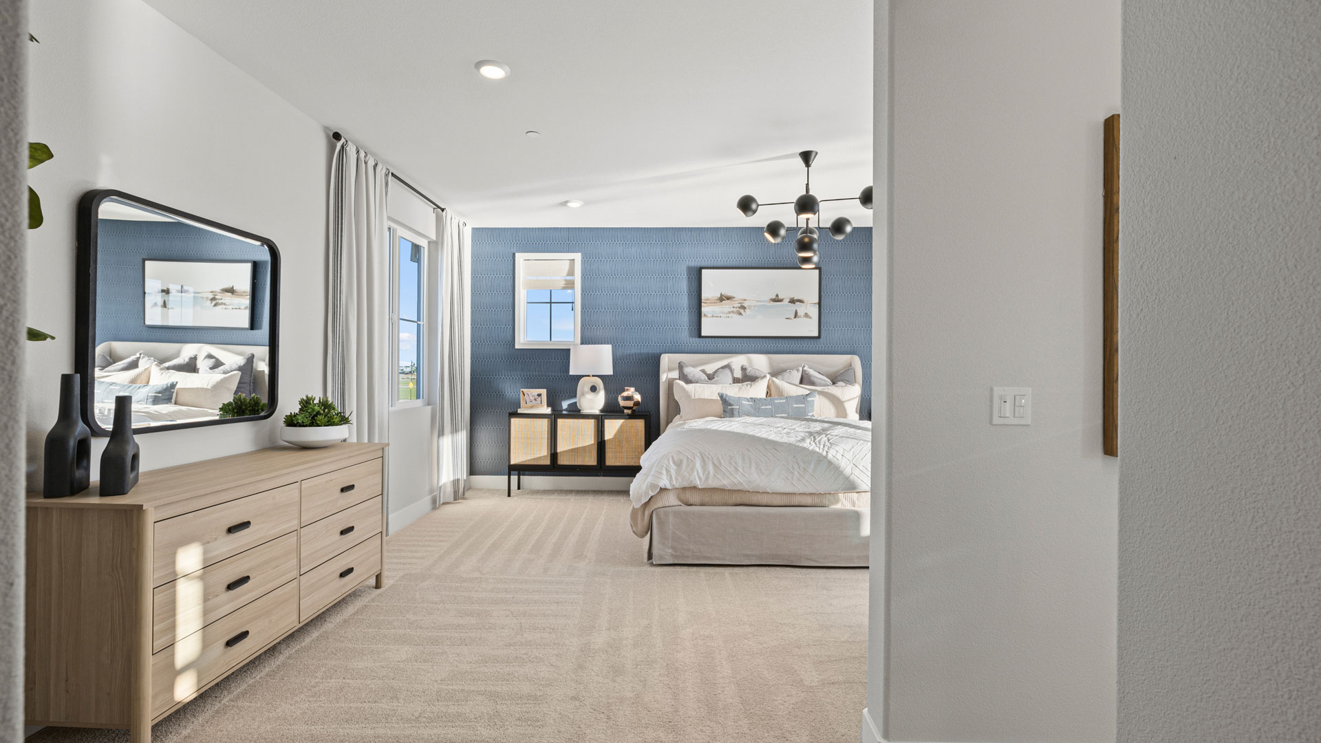 Lacewood-Primrary-Bedroom