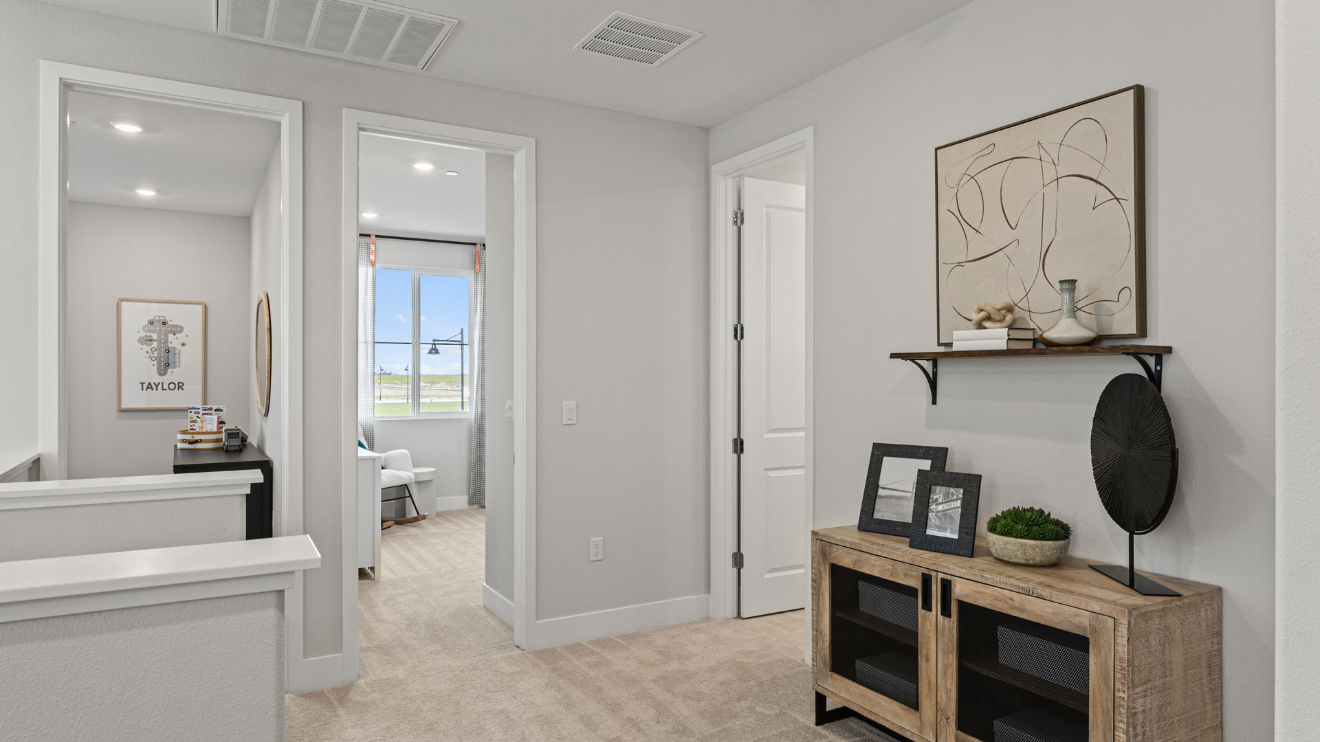 Lacewood-upstairs-hall